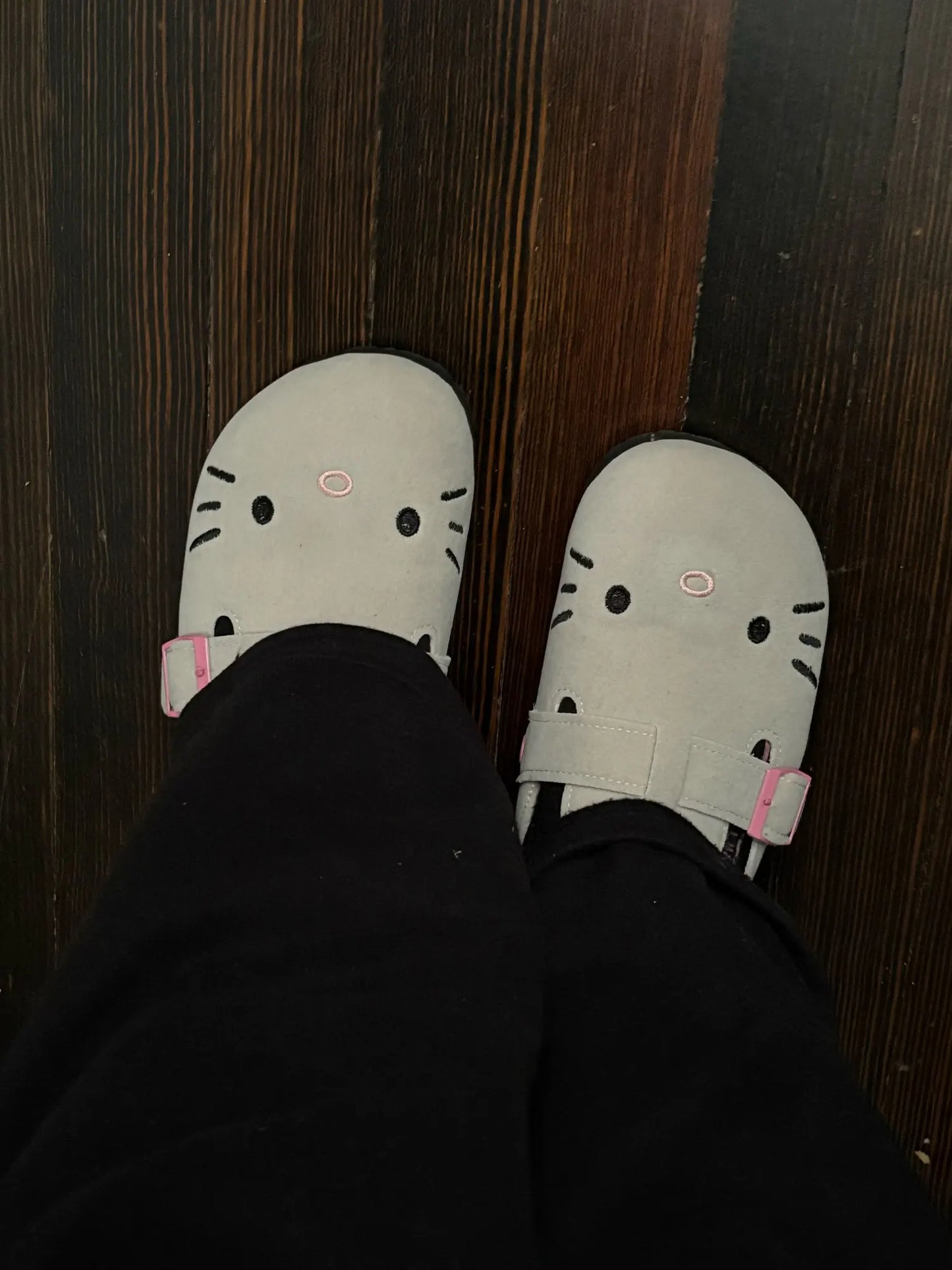 Kitty Kawaii Birkenstock Clog Style Slippers (Beige & Grey)