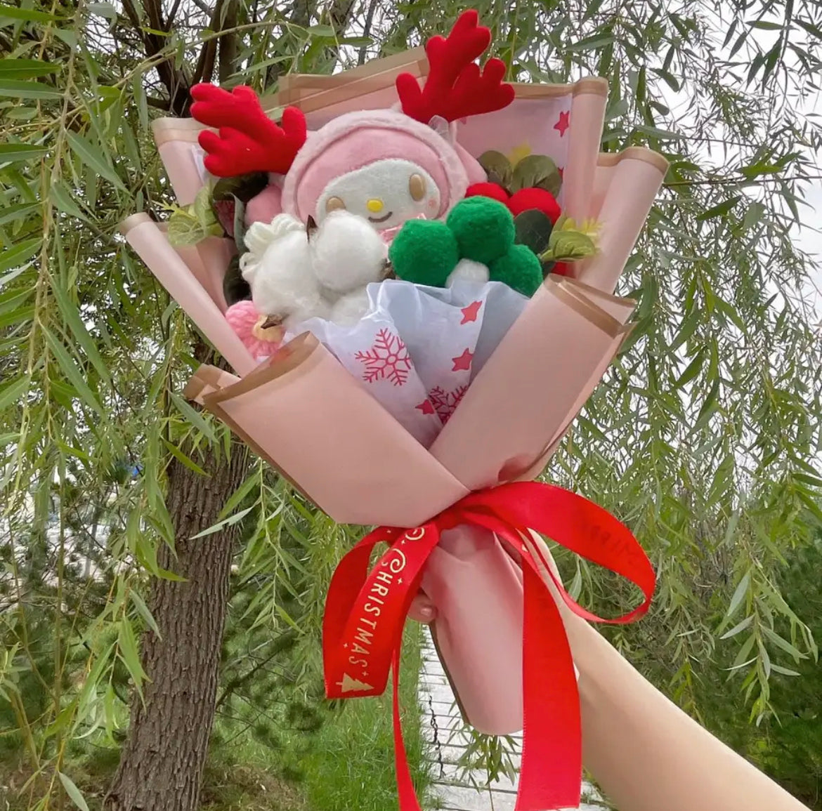 Kawaii Character Christmas Plush Bouquets (4 Styles) - Bouquet Blossoms Shop