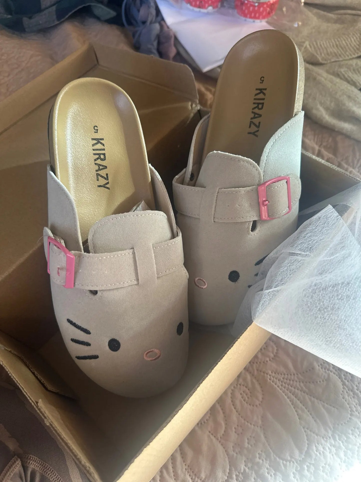 Kitty Kawaii Birkenstock Clog Style Slippers (Beige & Grey)