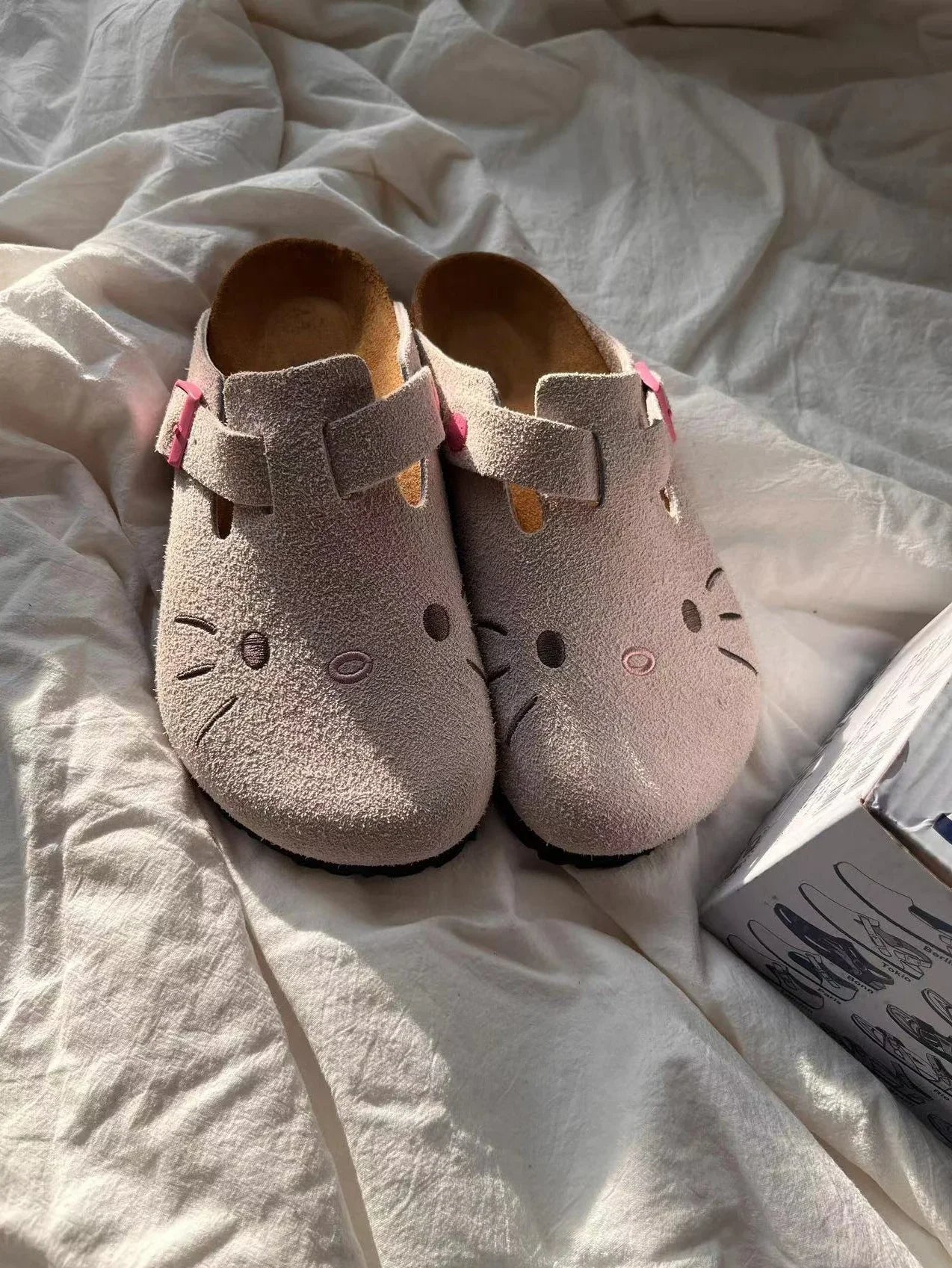 Kitty Kawaii Birkenstock Clog Style Slippers (Beige & Grey)