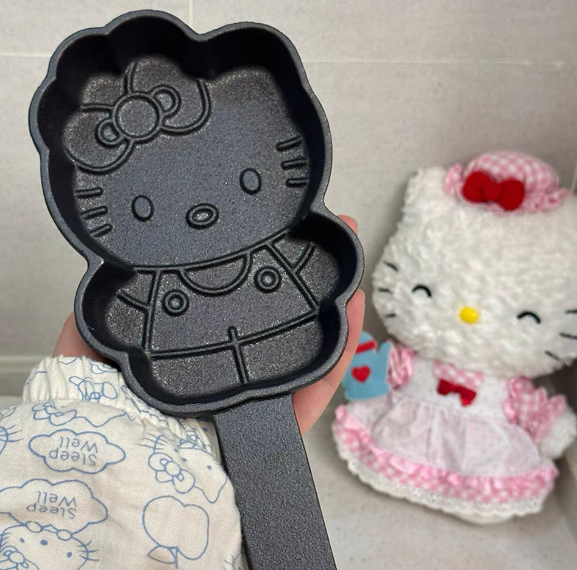 Kitty Kawaii Frying Pans (3 Shape Styles) - Bouquet Blossoms Shop