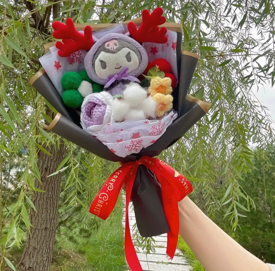 Kawaii Character Christmas Plush Bouquets (4 Styles) - Bouquet Blossoms Shop