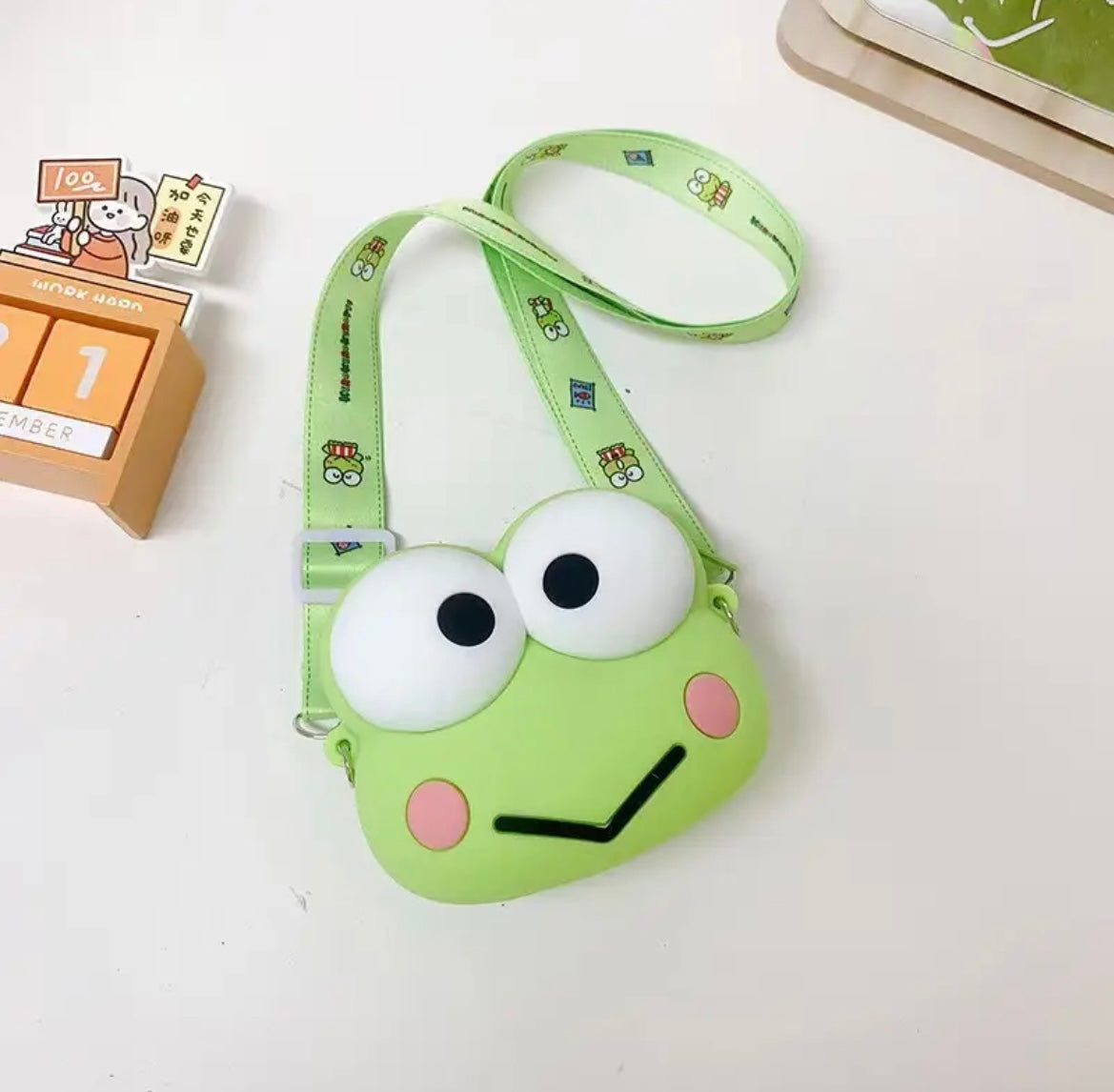 Kawaii Character Silicone Crossbody Bag - Bouquet Blossoms Shop