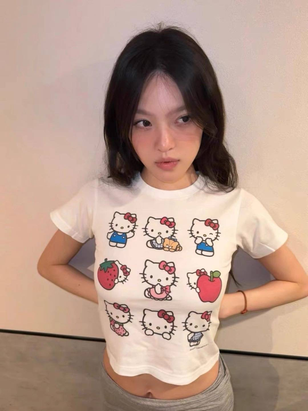 Kitty Kawaii Multi-Face Cropped T-shirt