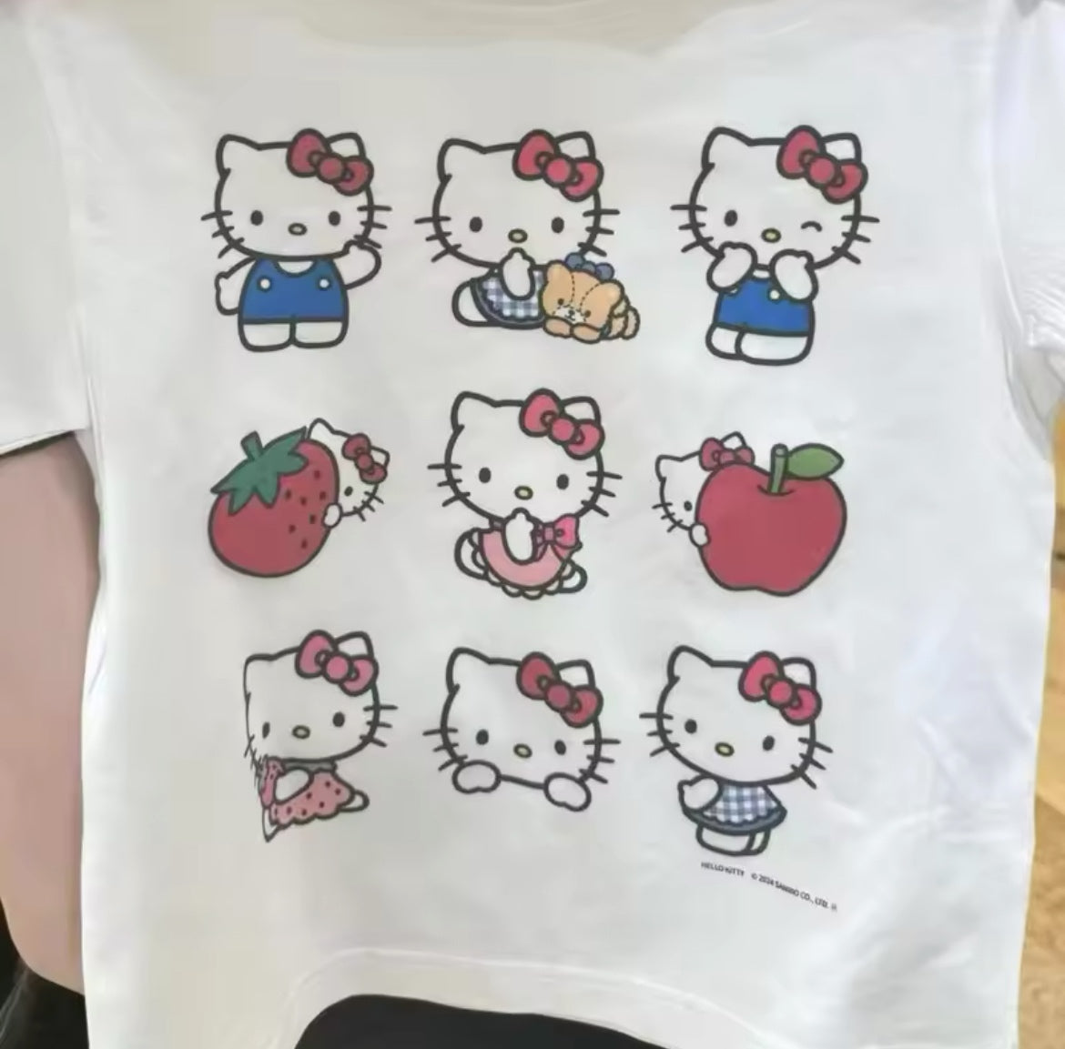 Kitty Kawaii Multi-Face Cropped T-shirt